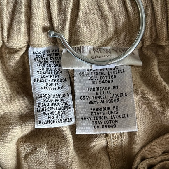 Jones New York Vintage Woman’s Khaki Chinos - Picture 4 of 5